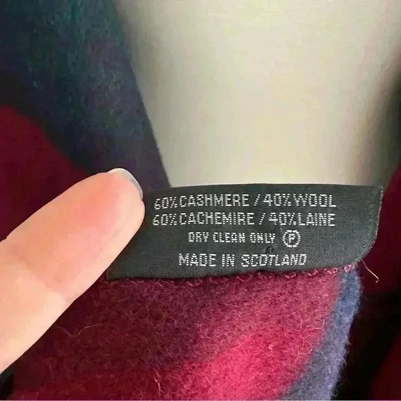 Johnstons Of Elgin Cashmere+ Wool Plaid Poncho One Size - Picture 8 of 13